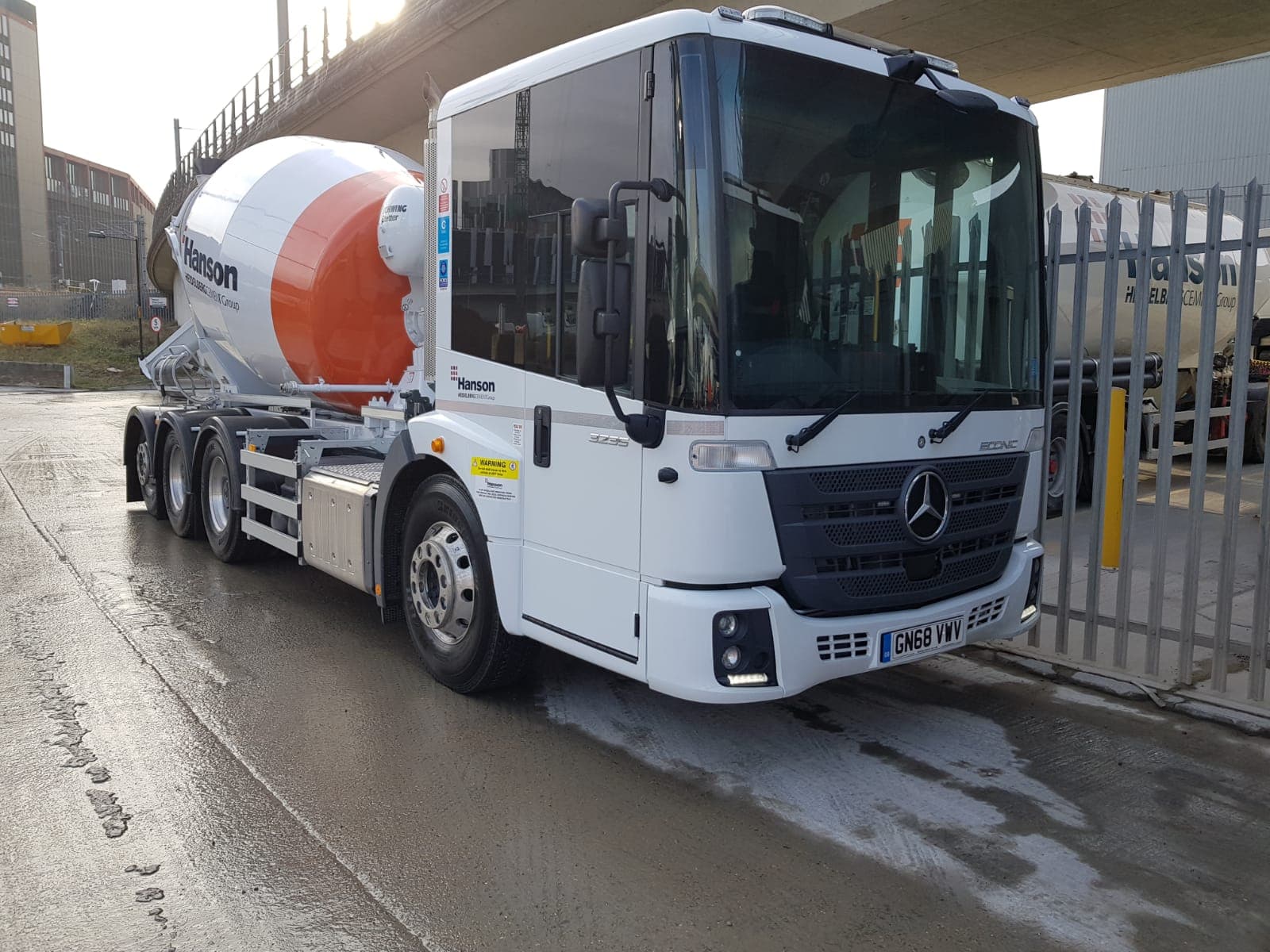 London Haulage LTD — cover